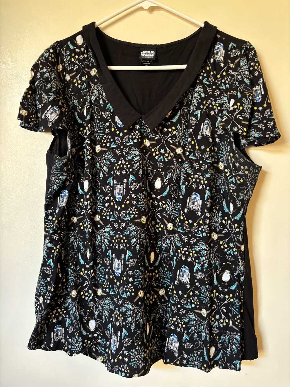 Her Universe Black Floral R2-D2 V-Neck Top